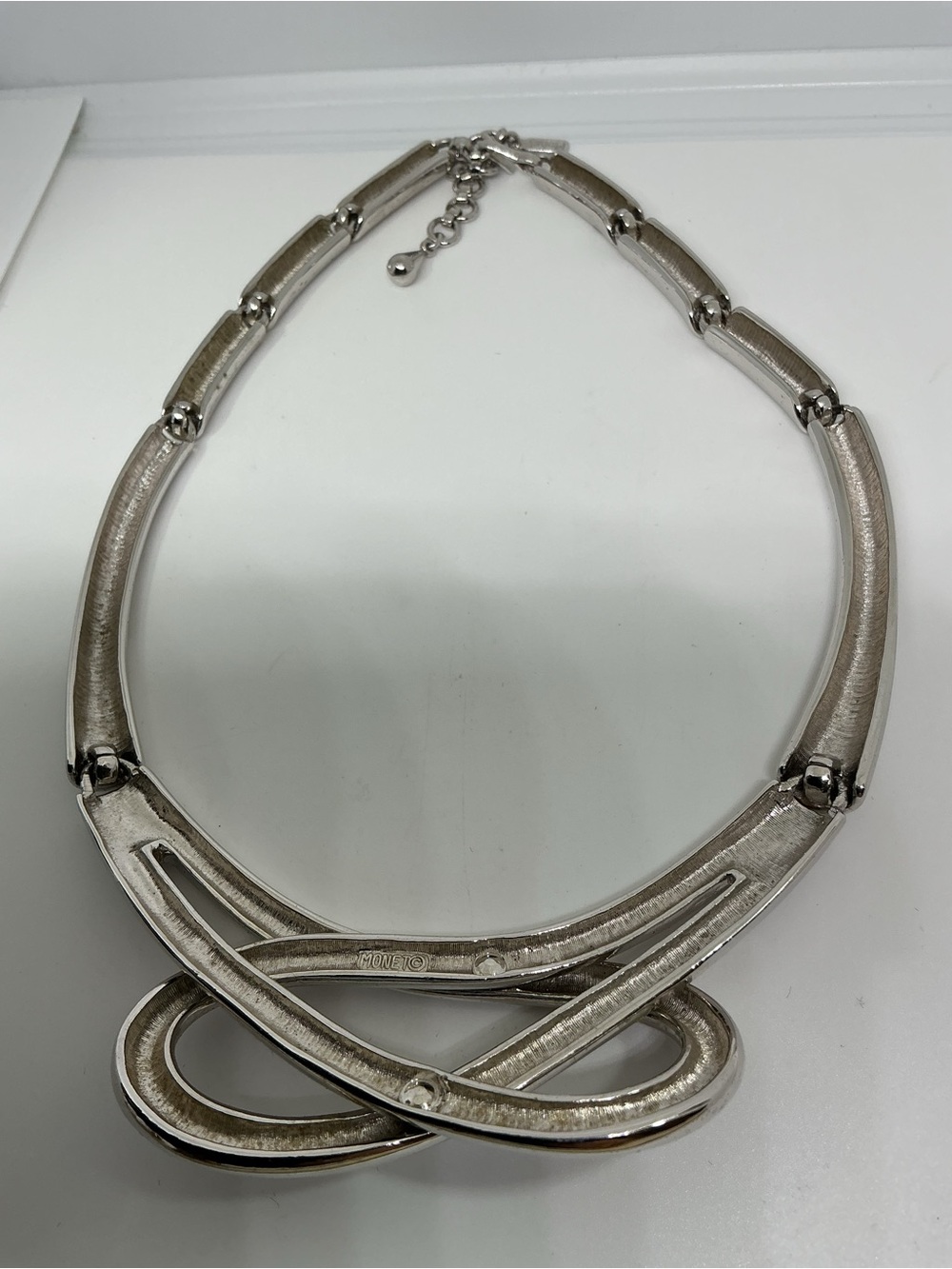 Monet Silver Tone Infinity Knot Collar Necklace Statement Vintage - Picture 4 of 8